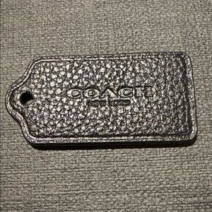 Coach BLACK PEBBLED LEATHER hang tag